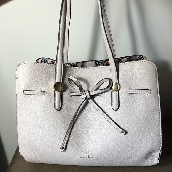 Nanette Lepore Handbags - Cream/beige/light pink Nanette Lepore bag.